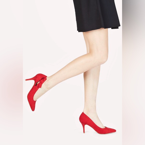 JustFab Carletta Pump - Faux Suede Heels with Bow on the side, Size 8, Red - Picture 5 of 5